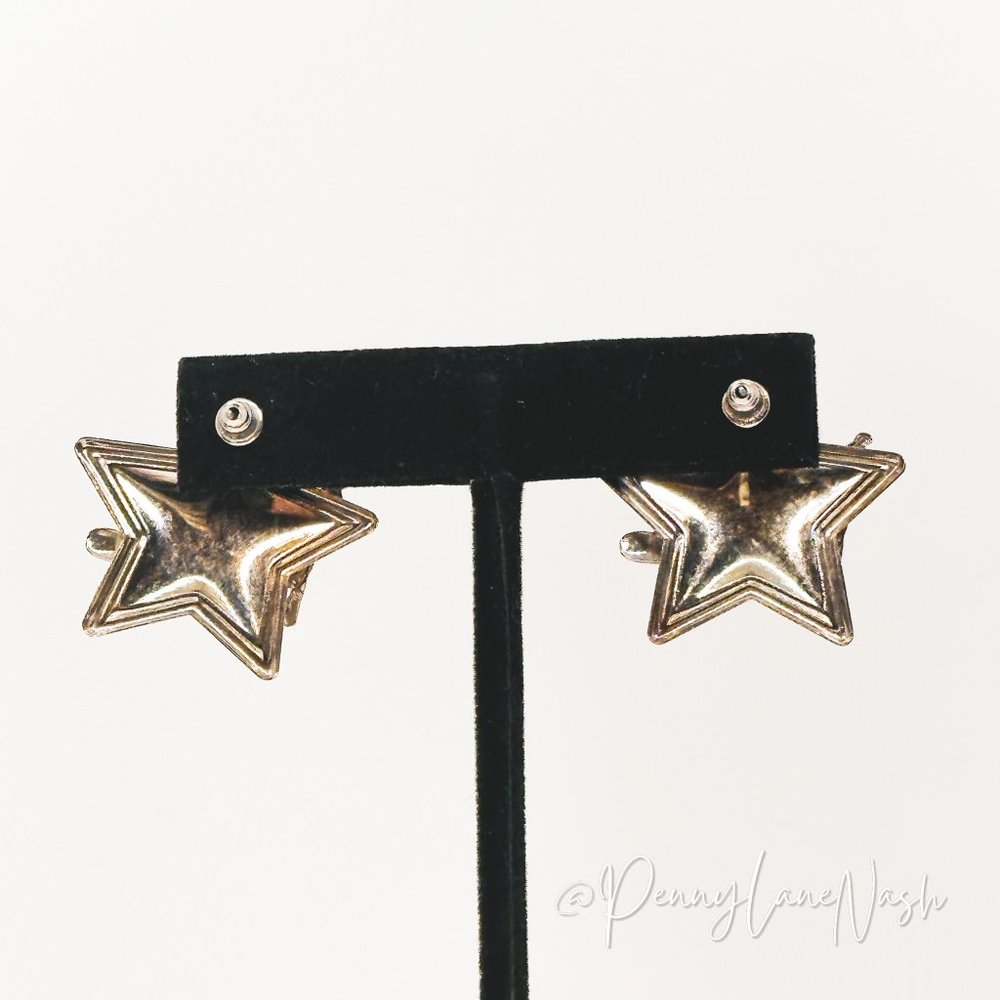 Vintage Star with Cowboy Hat Push Back Earrings - Picture 6 of 6